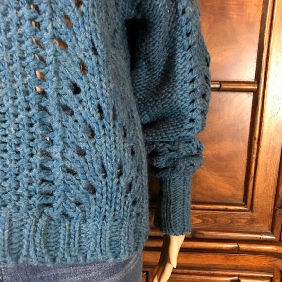 NWOT Cable Stitch Mediterranean Blue Wool Blend Open Weave Sweater - Picture 10 of 12